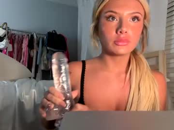 girl Strip Sex Cam On Chaturbate with sarahbabyyyy19