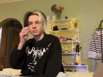 couple Strip Sex Cam On Chaturbate with veryraretwins