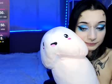 girl Strip Sex Cam On Chaturbate with nikki_webb