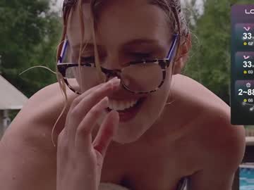 girl Strip Sex Cam On Chaturbate with evilvillainess