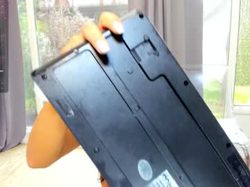 girl Strip Sex Cam On Chaturbate with selena_reeves
