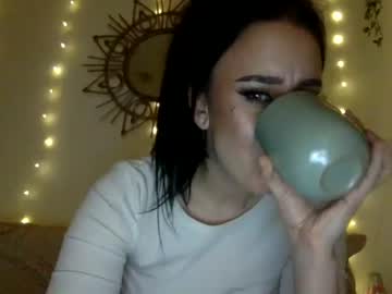 girl Strip Sex Cam On Chaturbate with xyourlilslutx