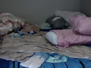 couple Strip Sex Cam On Chaturbate with daddysjellyfish