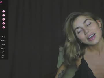 girl Strip Sex Cam On Chaturbate with moanamo