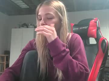 couple Strip Sex Cam On Chaturbate with chloe_damian