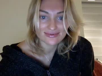 girl Strip Sex Cam On Chaturbate with irisquin
