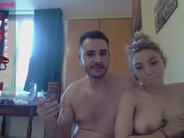 couple Strip Sex Cam On Chaturbate with sweety_roses