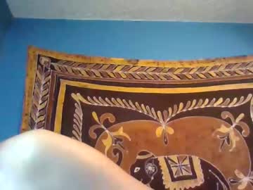couple Strip Sex Cam On Chaturbate with yummii_cummies6969
