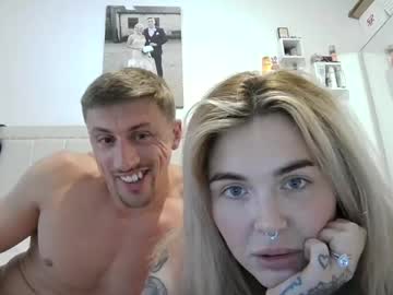 couple Strip Sex Cam On Chaturbate with alcarrxox