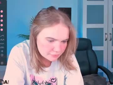 girl Strip Sex Cam On Chaturbate with _crystal_maiden_