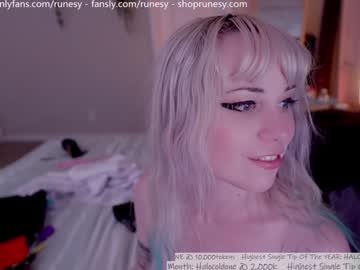 girl Strip Sex Cam On Chaturbate with runesy