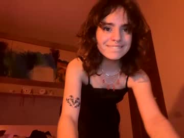 girl Strip Sex Cam On Chaturbate with kitsunebby