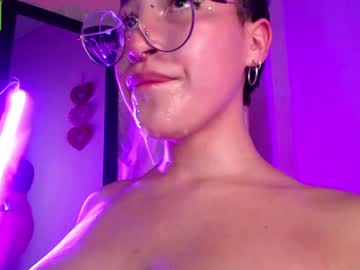 girl Strip Sex Cam On Chaturbate with little_cherryy_