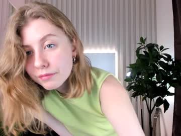 girl Strip Sex Cam On Chaturbate with leslie_that_one