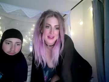 couple Strip Sex Cam On Chaturbate with siriandstevejobs