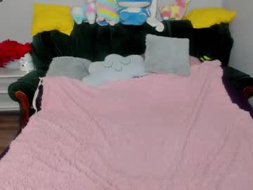 girl Strip Sex Cam On Chaturbate with kira_little