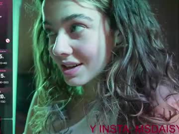 girl Strip Sex Cam On Chaturbate with crazydaisy_
