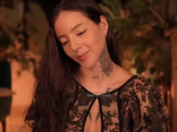 girl Strip Sex Cam On Chaturbate with effylowell_