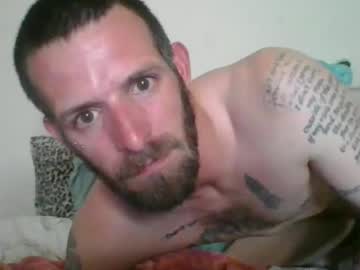 couple Strip Sex Cam On Chaturbate with kuntryboyfresh1995