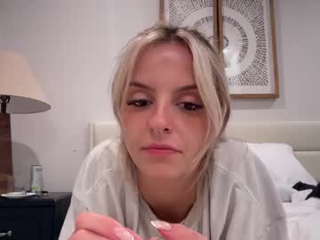 girl Strip Sex Cam On Chaturbate with ashleypelosi