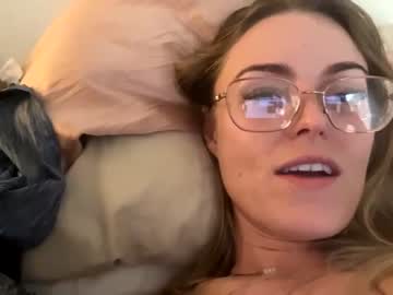 girl Strip Sex Cam On Chaturbate with missypriss23