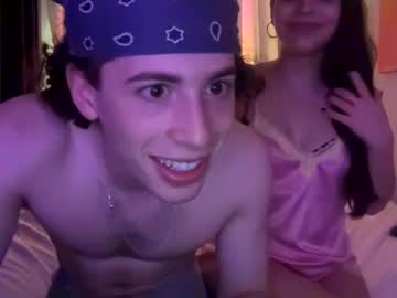 couple Strip Sex Cam On Chaturbate with yaraandleo