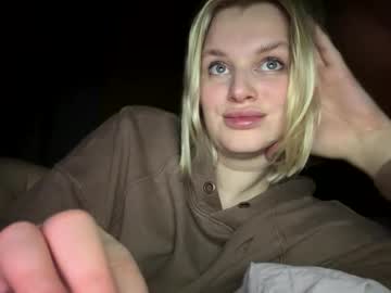 girl Strip Sex Cam On Chaturbate with foxfrromearth