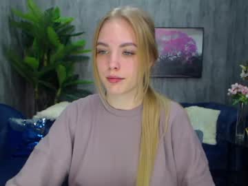 girl Strip Sex Cam On Chaturbate with crazzychicks2