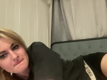 couple Strip Sex Cam On Chaturbate with nico_and_ray