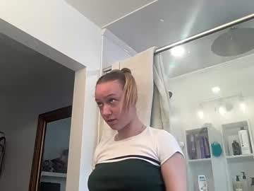 girl Strip Sex Cam On Chaturbate with carlyy13