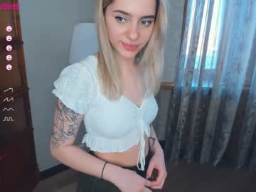 girl Strip Sex Cam On Chaturbate with happyhugse