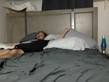 couple Strip Sex Cam On Chaturbate with helenoftoy123